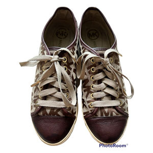 Michael Kors Women's MK Monogram Lace Up Shoes Sneakers Size 9 Brown BB